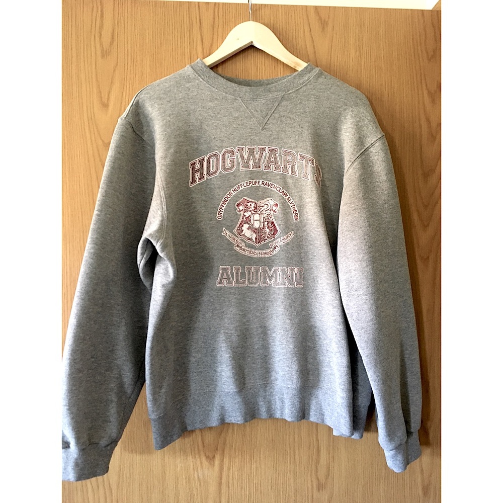 Harry Potter “Hogwarts Alumni” Sweatshirt